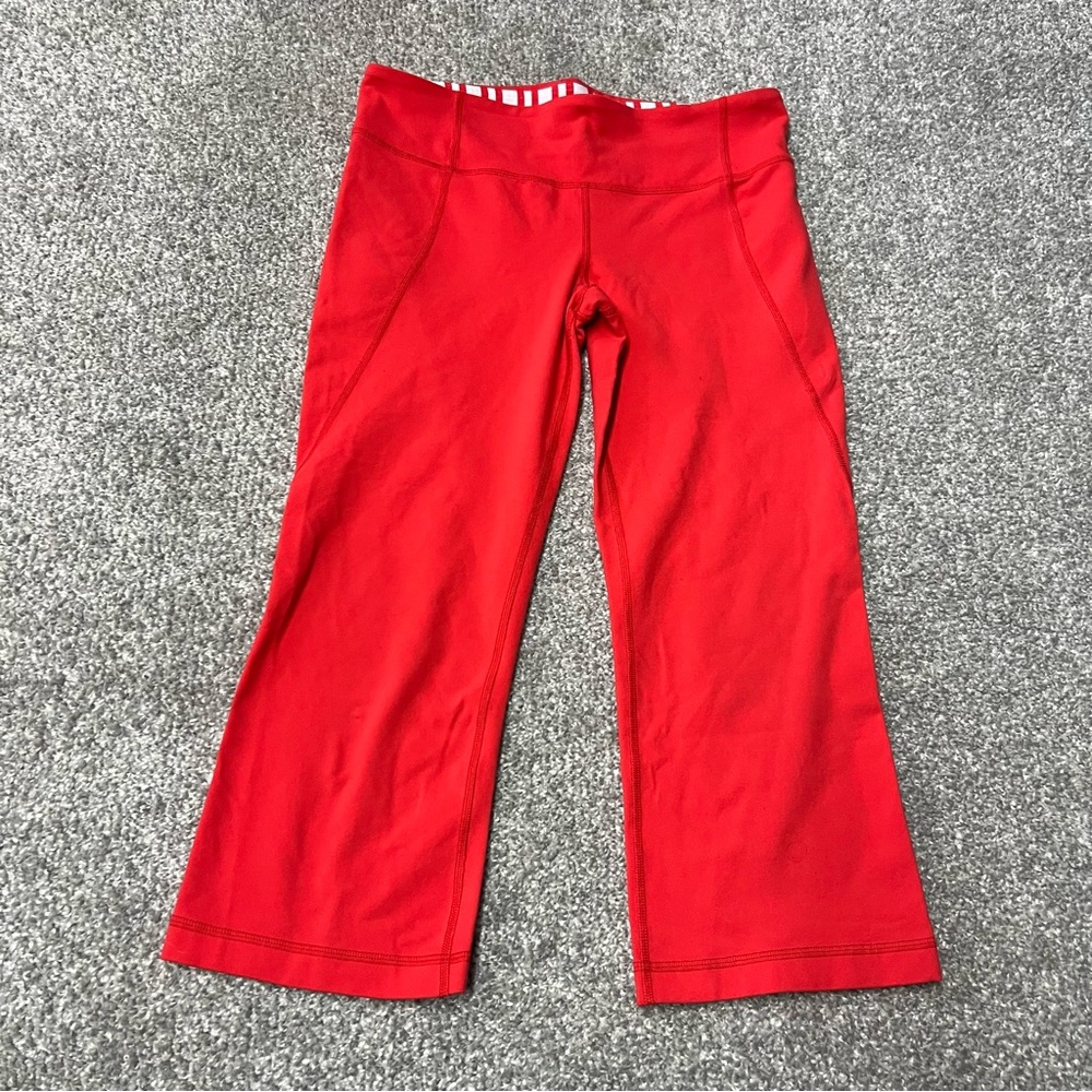 Lululemon Groove Pants Women Sz 8 Twin Stripe Red waistband Pocket Crop Split